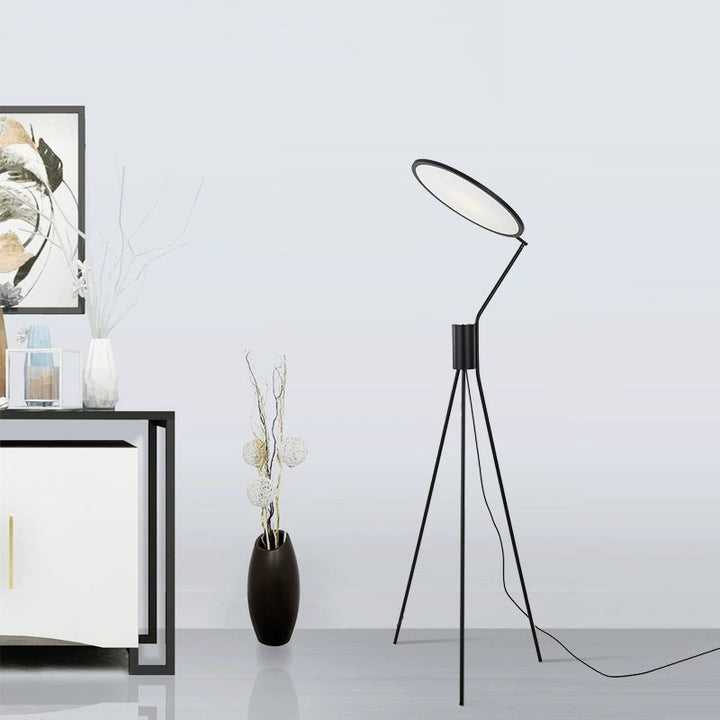 Celora_Floor_Lamp_03