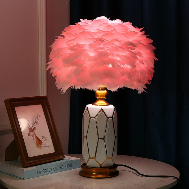 Ceramic_Feather_Table_Lamp_3