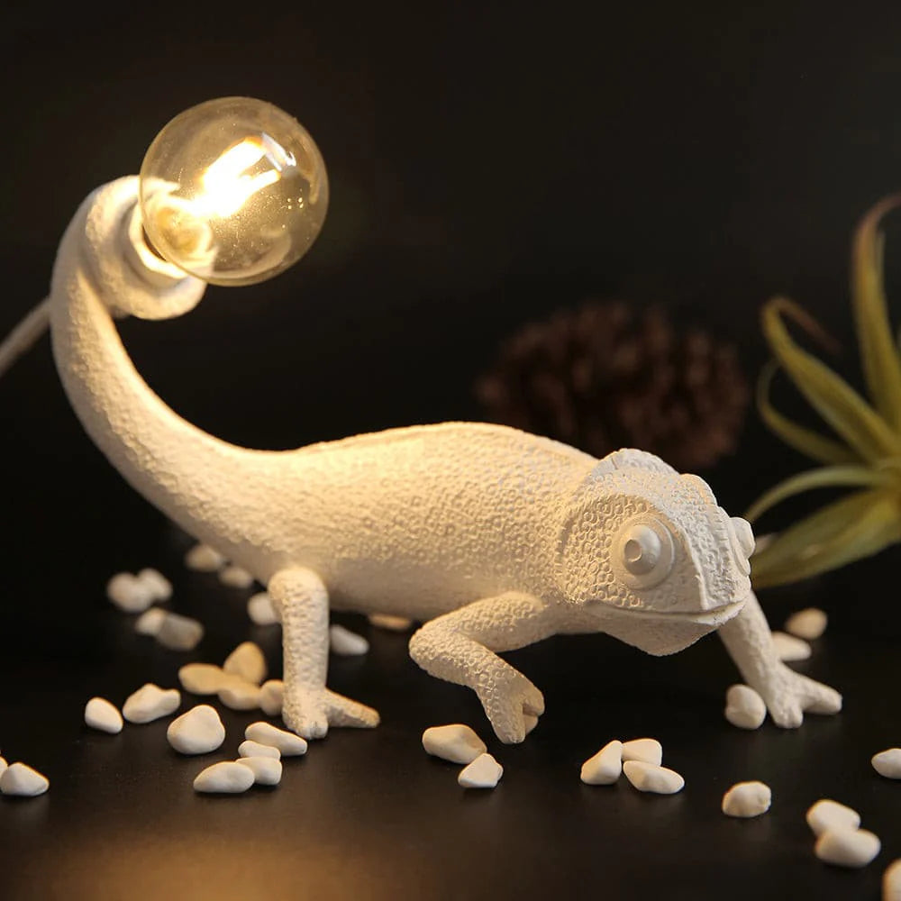Chameleon_Table_Lamp_8