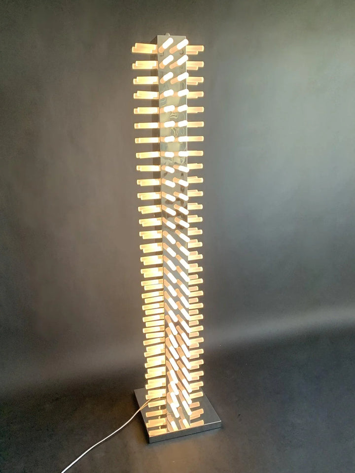 Chess_Column_Floor_Lamp_7