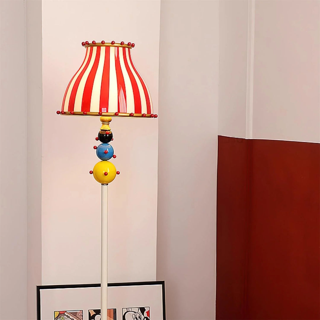 Circus_floor_lamp_7