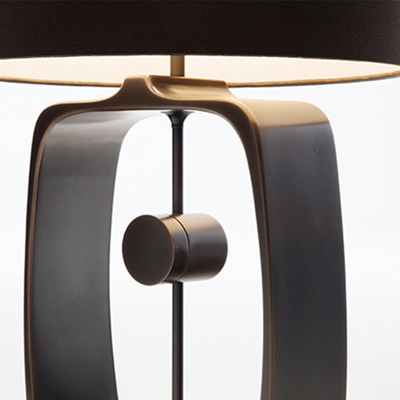 Classic Black Table Lamp 3