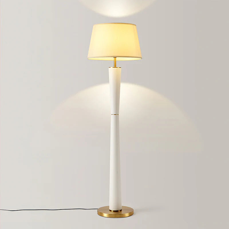 Cone_Waist_Floor_Lamp_03