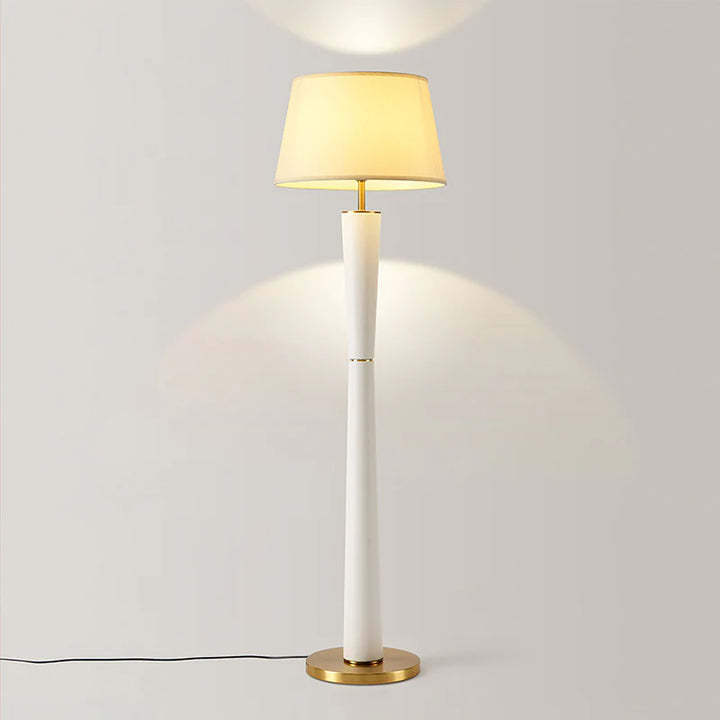 Cone_Waist_Floor_Lamp_03