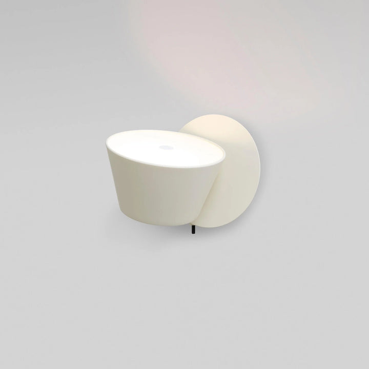 Contra_Wall_Lamp_23