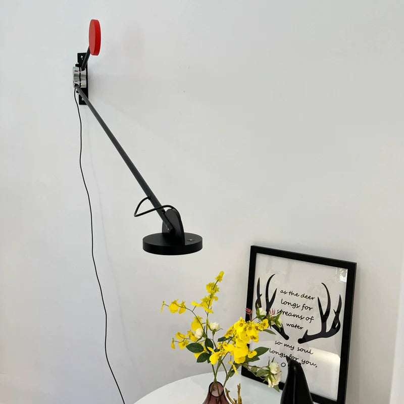 Counterbalan_ce_Wall_Lamp_3