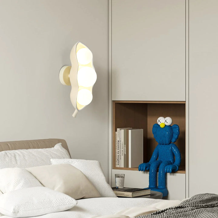 Cream Pea Wall Light 1