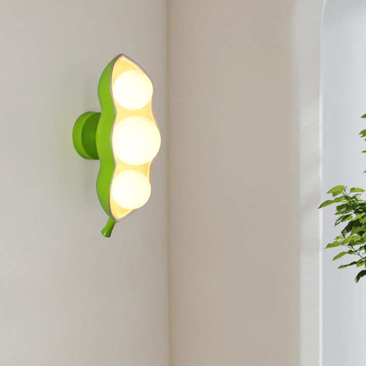 Cream Pea Wall Light 4