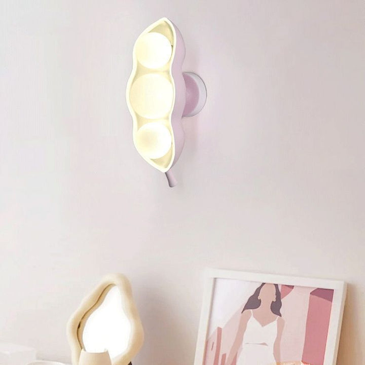 Cream Pea Wall Light 5