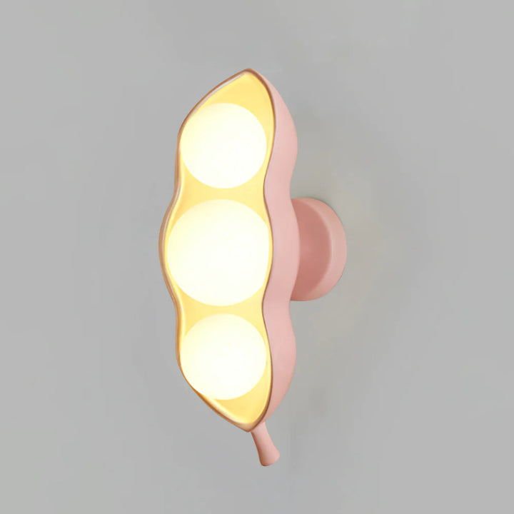 Cream Pea Wall Light Pink