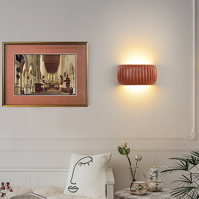 Cream_Pleated_Wall_Lamp_03