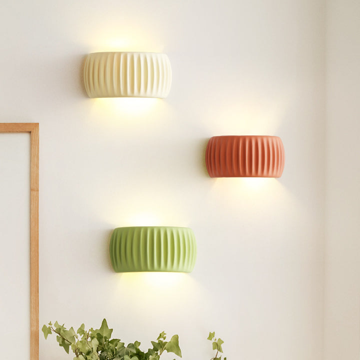 Cream_Pleated_Wall_Lamp_14