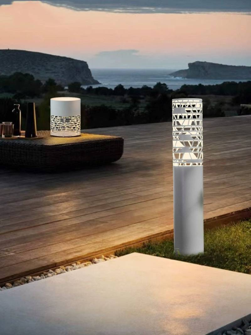 Creative_Hollow_Floor_Lamp_02