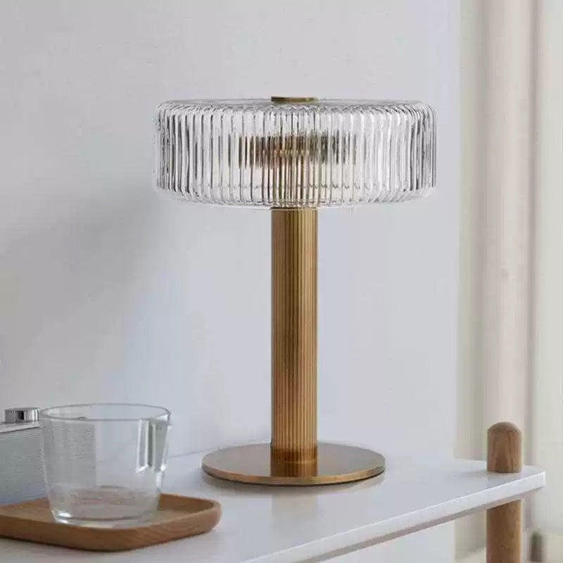 Creative_Malkin_Table_Lamp_17