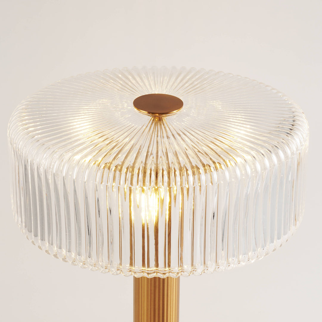 Creative_Malkin_Table_Lamp_23