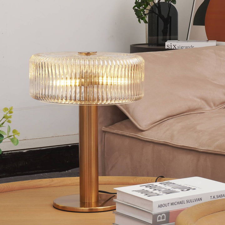 Creative_Malkin_Table_Lamp_25