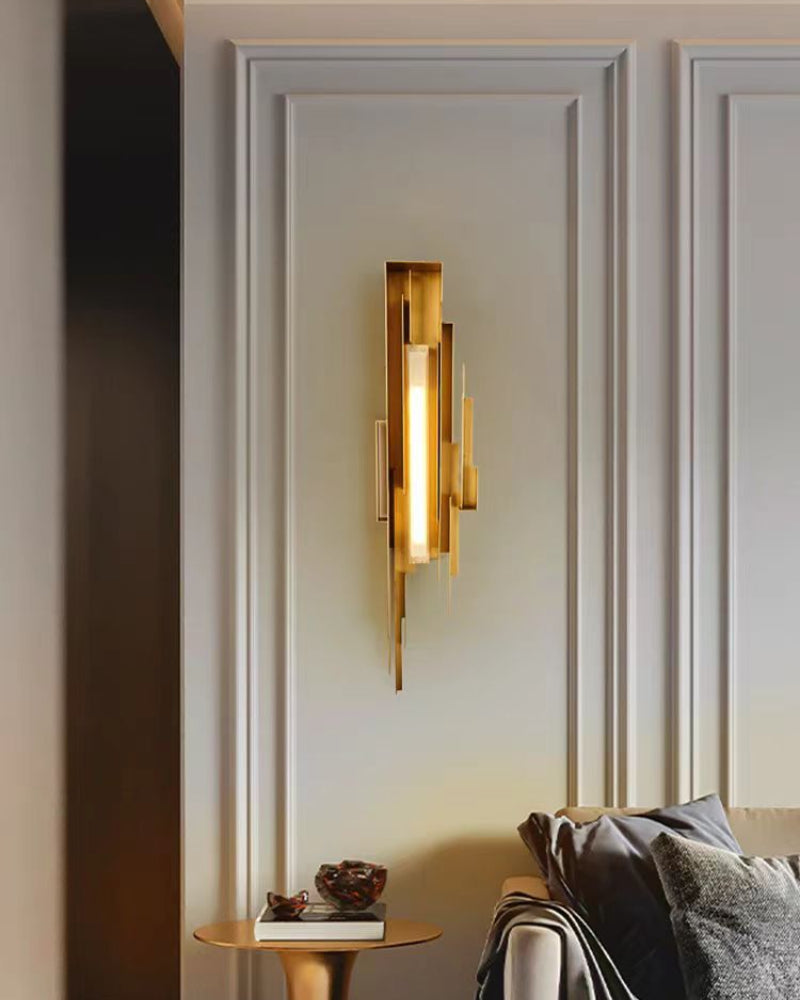 Culpteds_Wall_Lamp_09