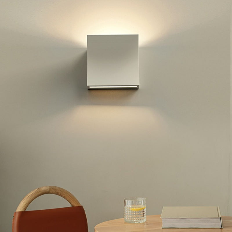 Double_Exit_Wall_Lamp_02