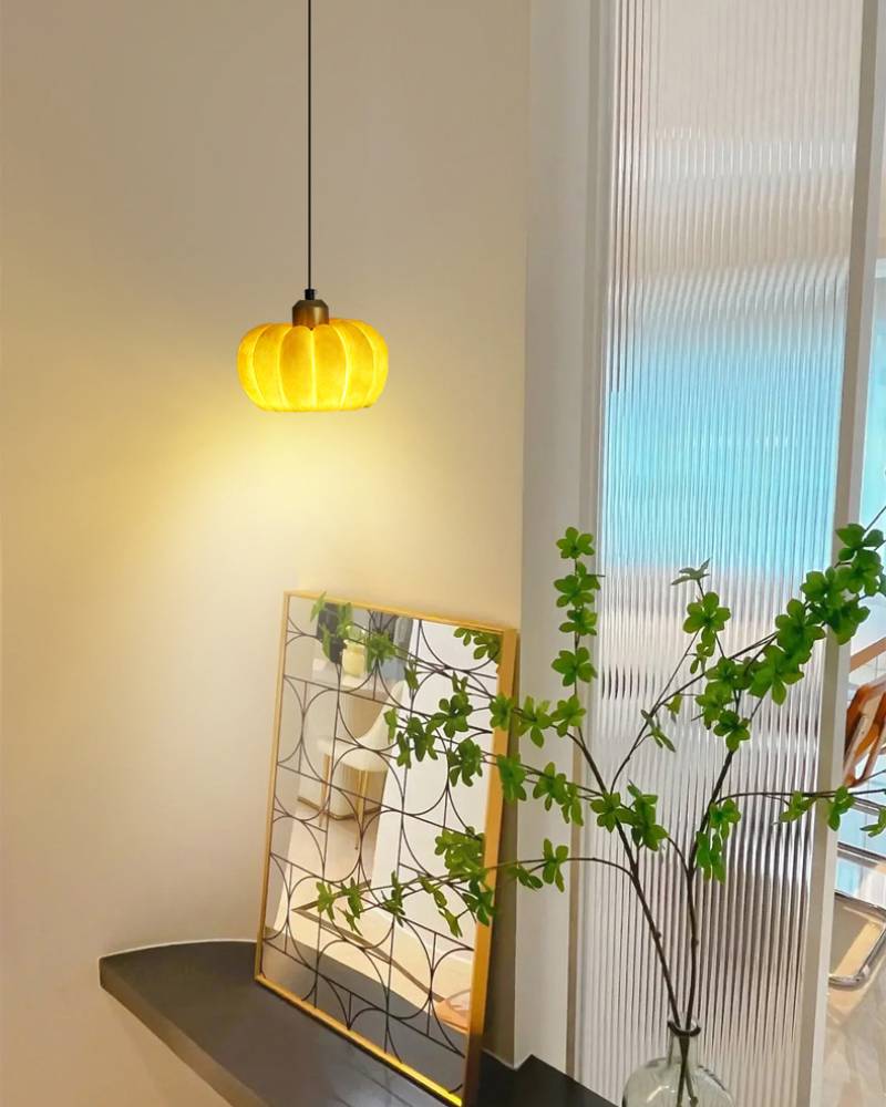Eldora_Pumpkin_Pendant_Lamp_07