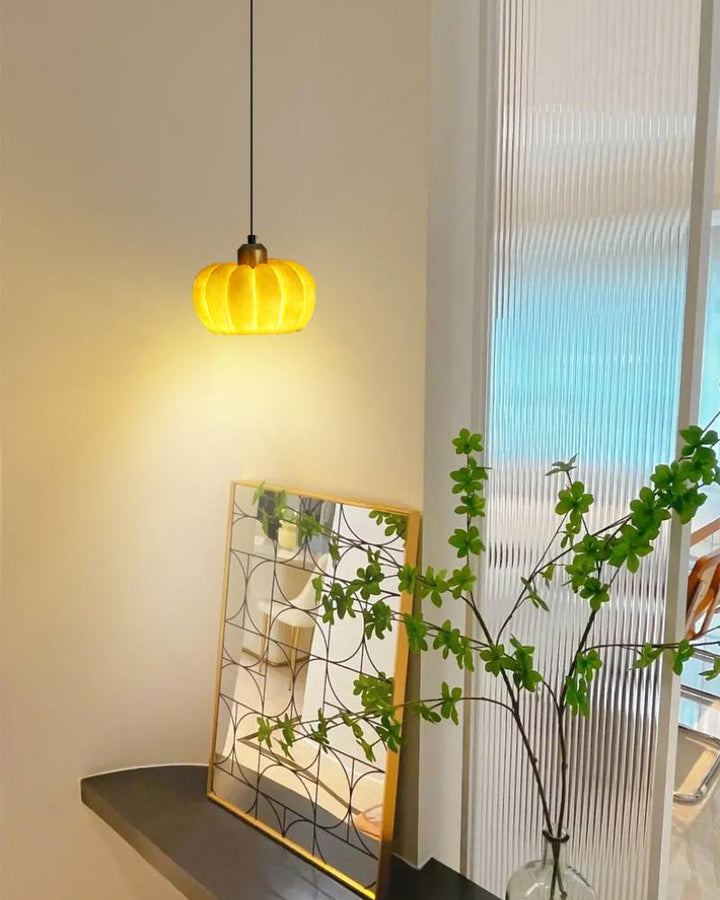 Eldora_Pumpkin_Pendant_Lamp_07