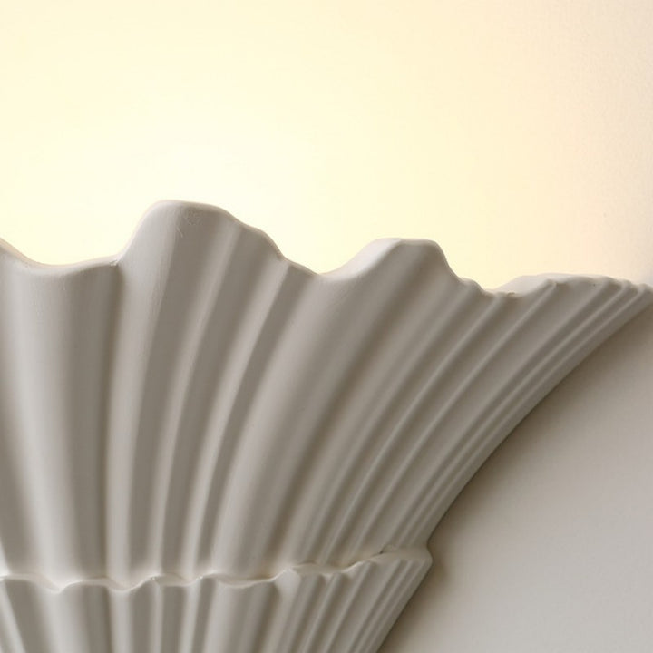 Elfa_Scallops_Wall_Lamp__13