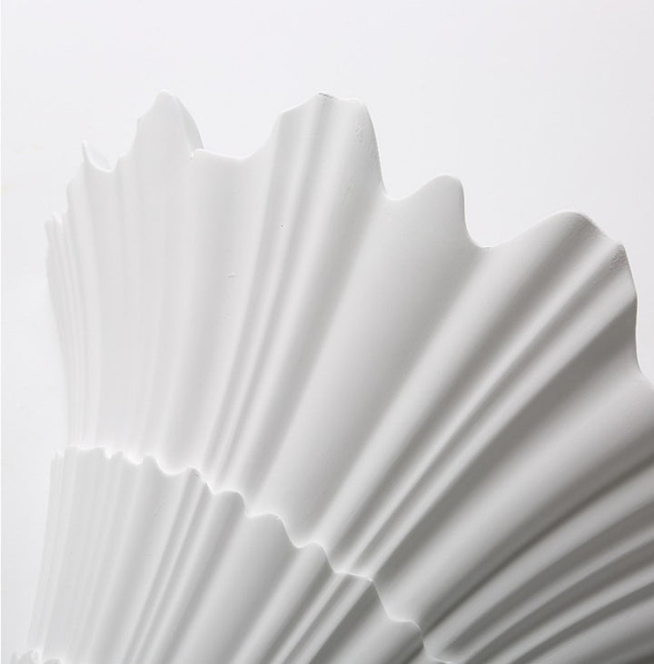 Elfa_Scallops_Wall_Lamp__14