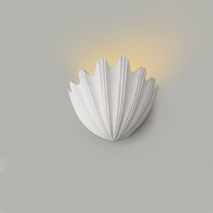 Elfa_Scallops_Wall_Lamp__18