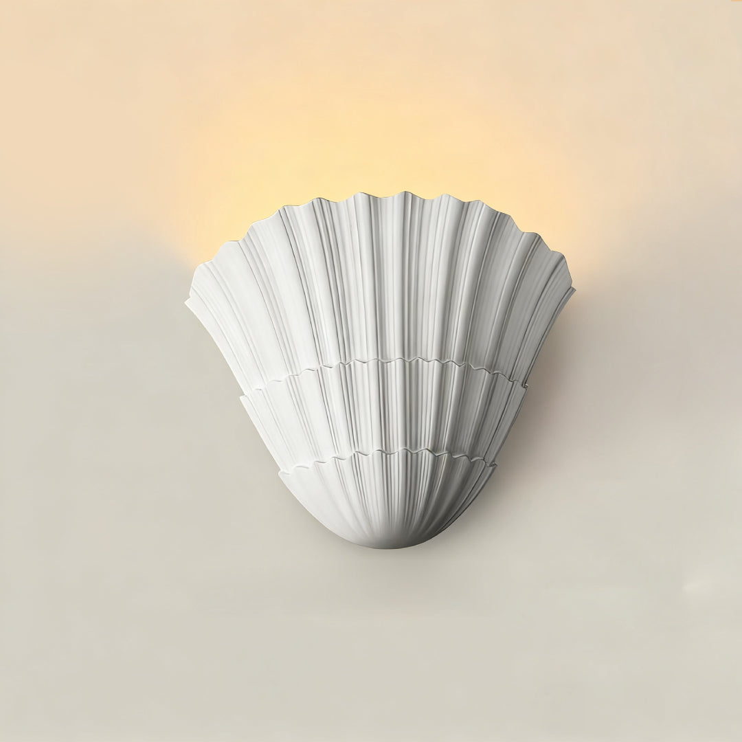 Elfa_Scallops_Wall_Lamp__19