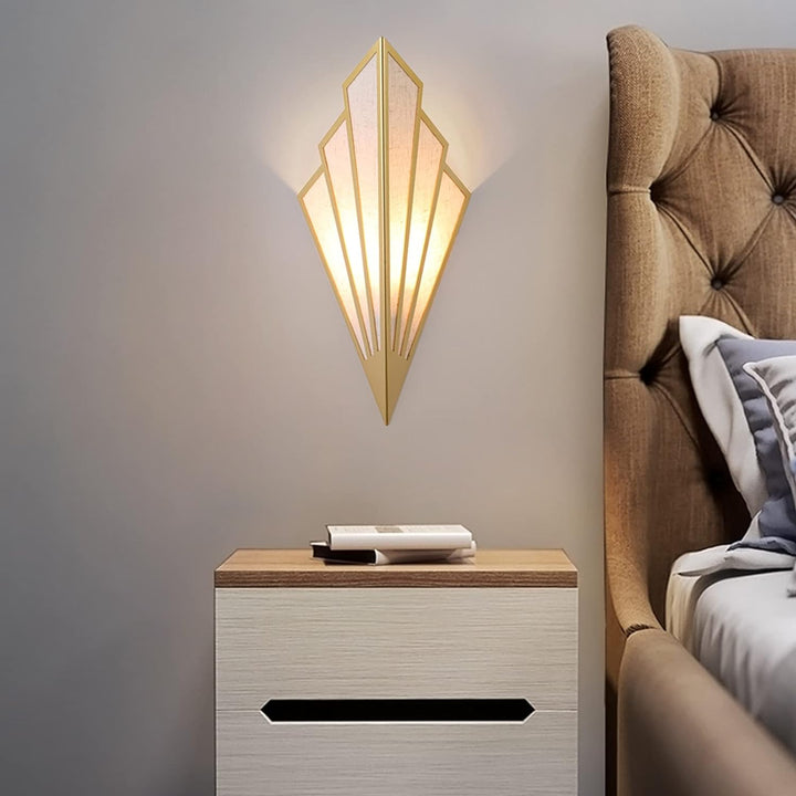 Waaiervormige wandlamp