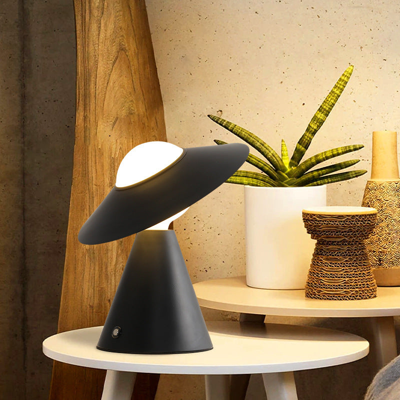 Fante Table Lamp 8