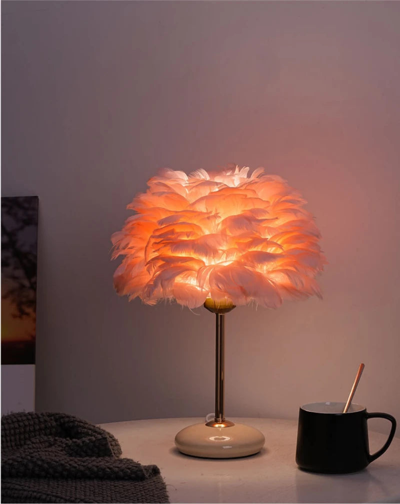 Feather_Table_Lamp_15