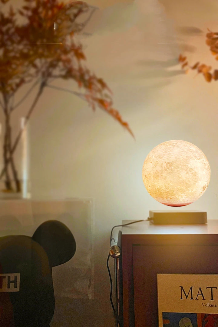 Floating_Moon_Lamp_11