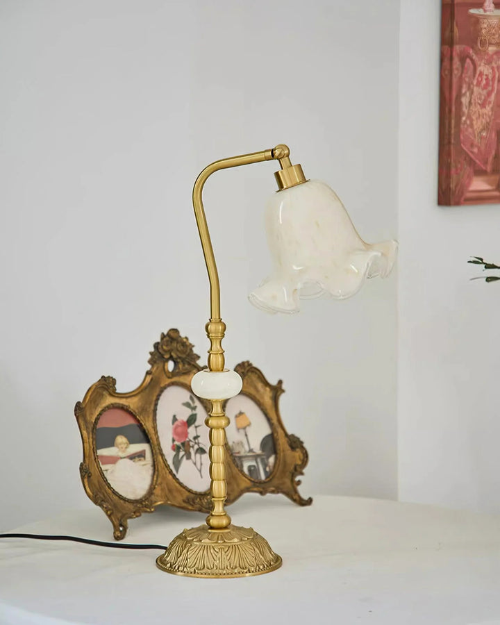 Floral_Vintage_Desk_Lamp_13