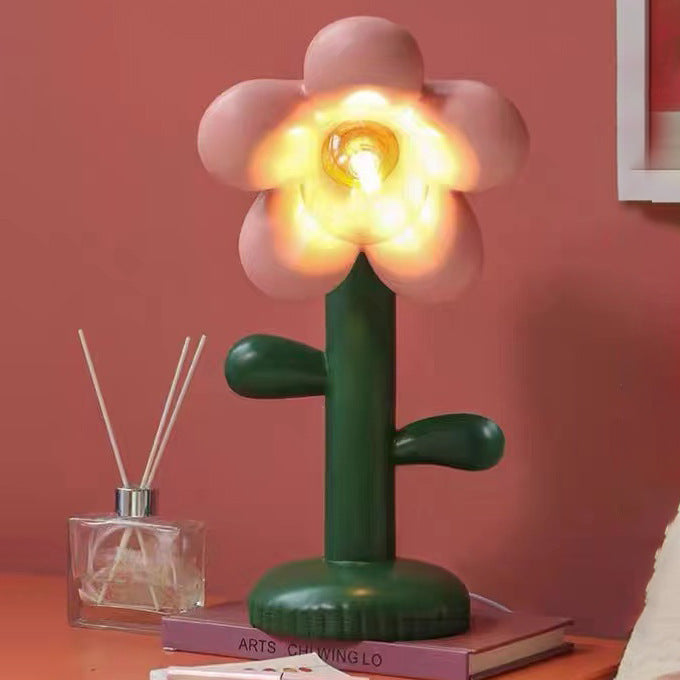 Flower Creative Tablr Lamp 2