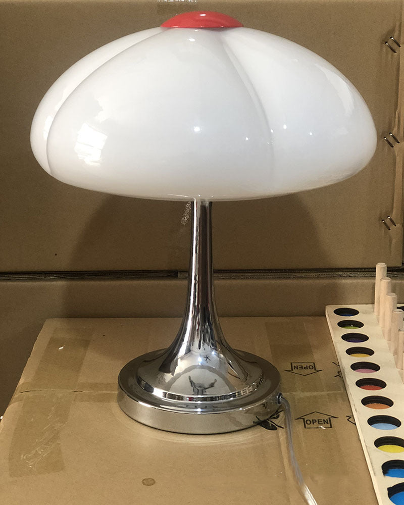 Flower_Petal_Table_Lamp_19