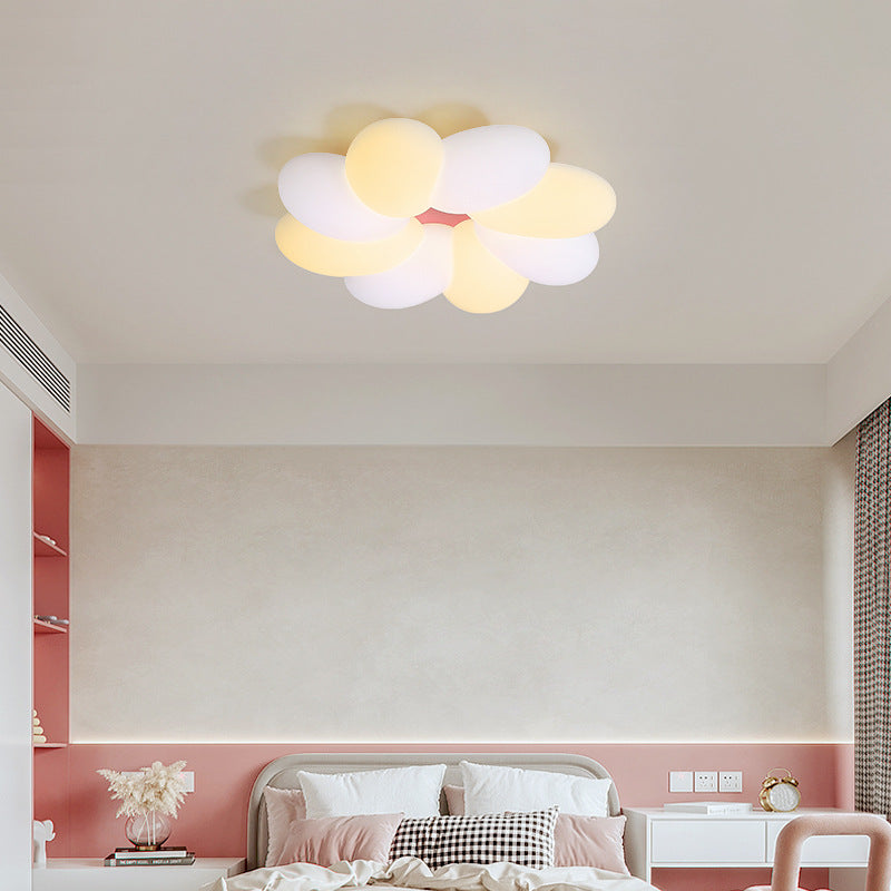 Flower_Petals_Ceiling_Lamp_02