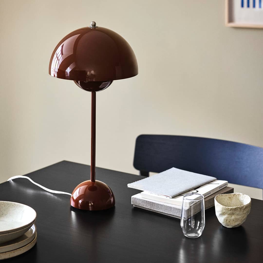 Flowerpot Table Lamp