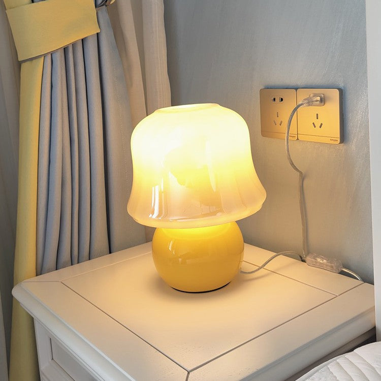 French Cream Table Lamp 17