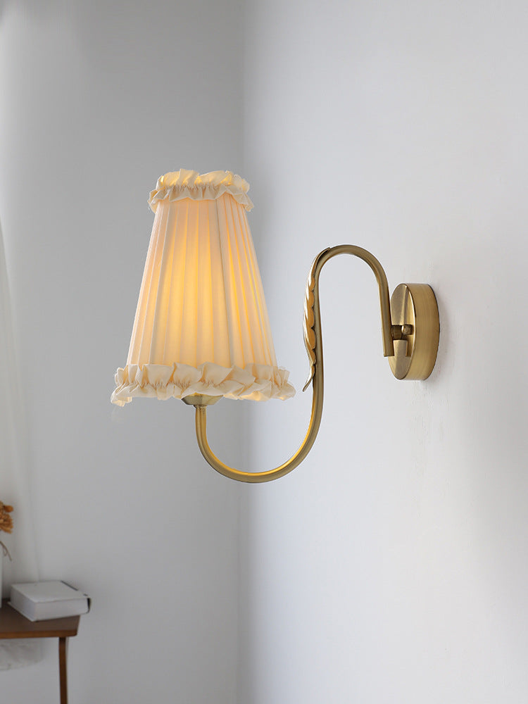 French_Pleated_Wall_Lamp_10
