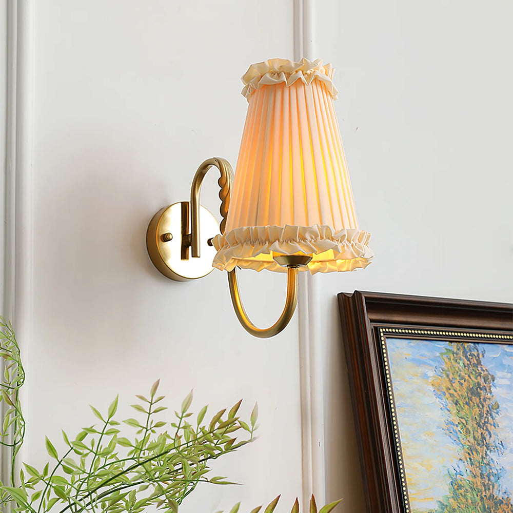 French_Pleated_Wall_Lamp_2