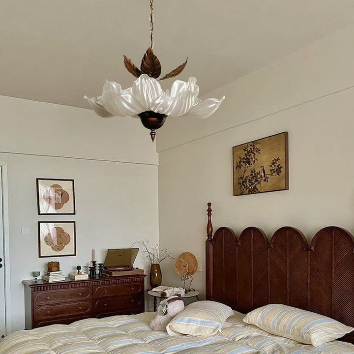 French_Saffron_Pendant_Lamp_13