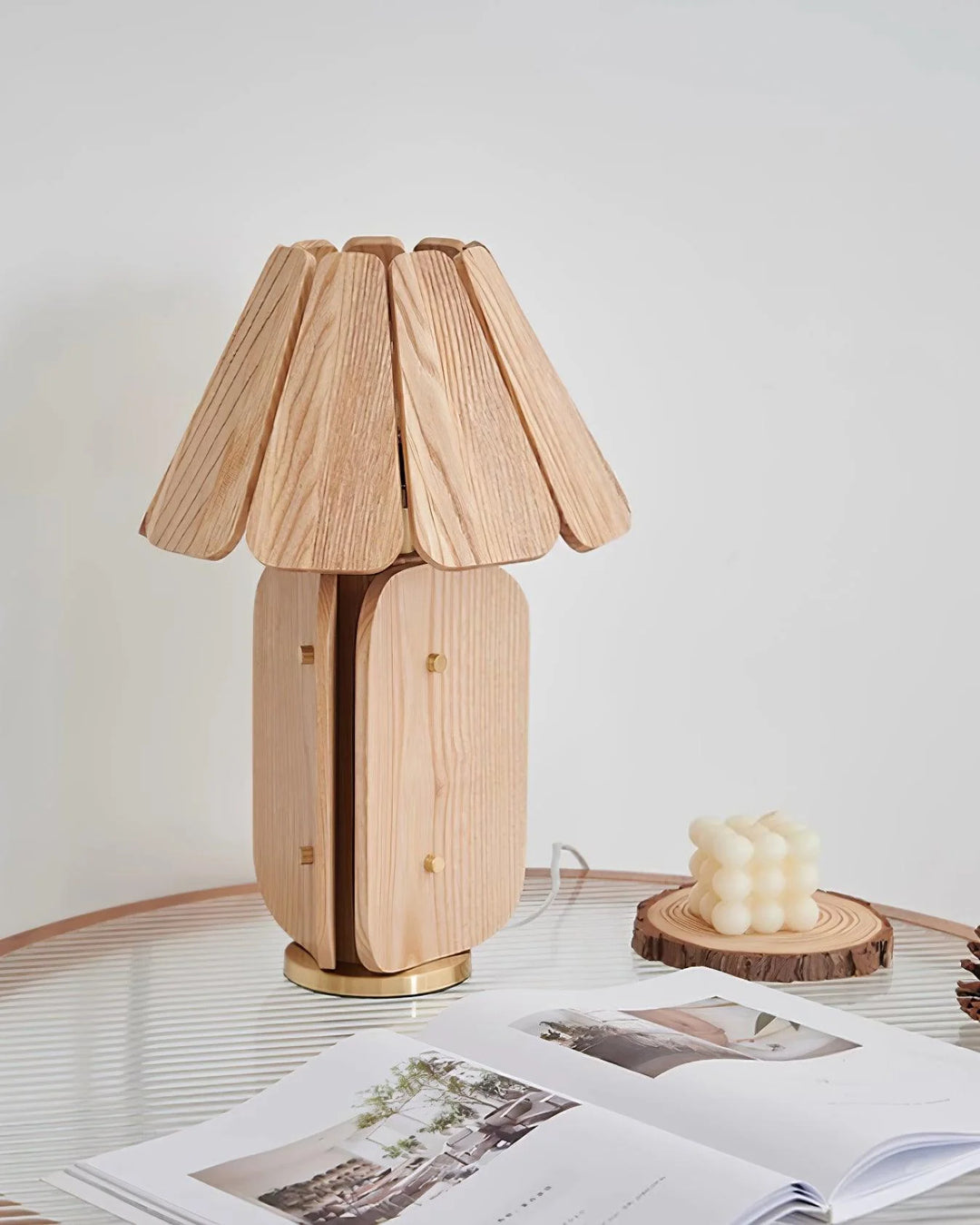 Fugama_Table_Lamp_3