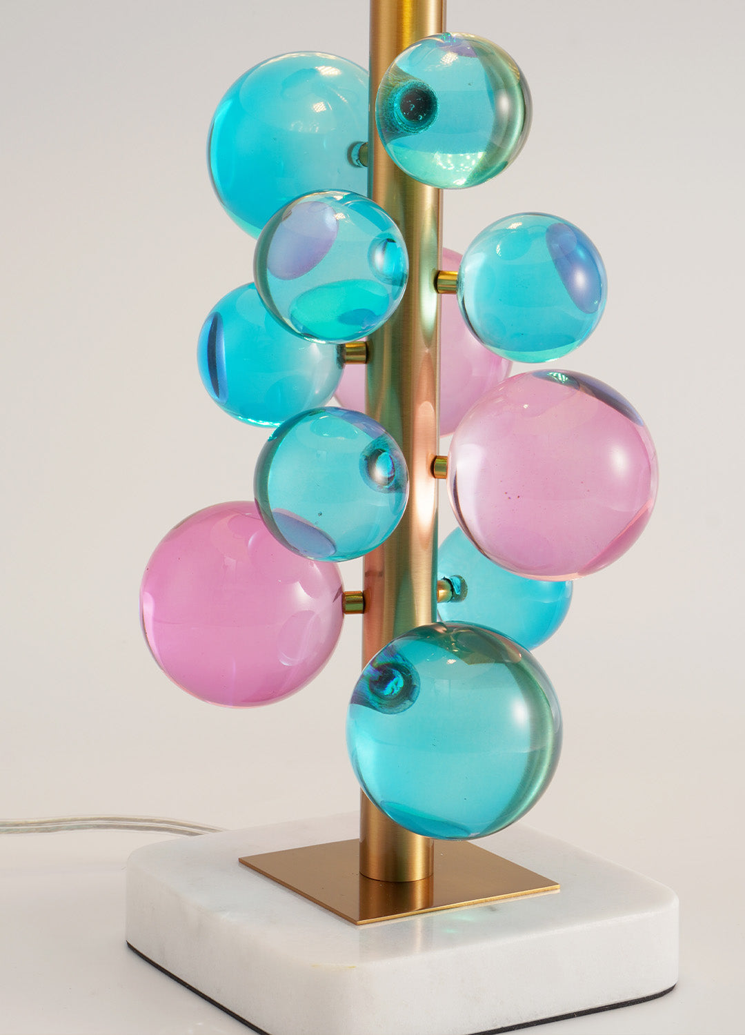 Globo_Table_Lamp_bb_3