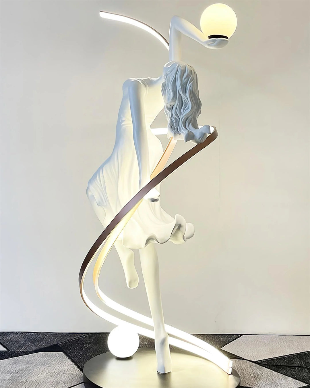 Goddess_Statue_Floor_Lamp_10