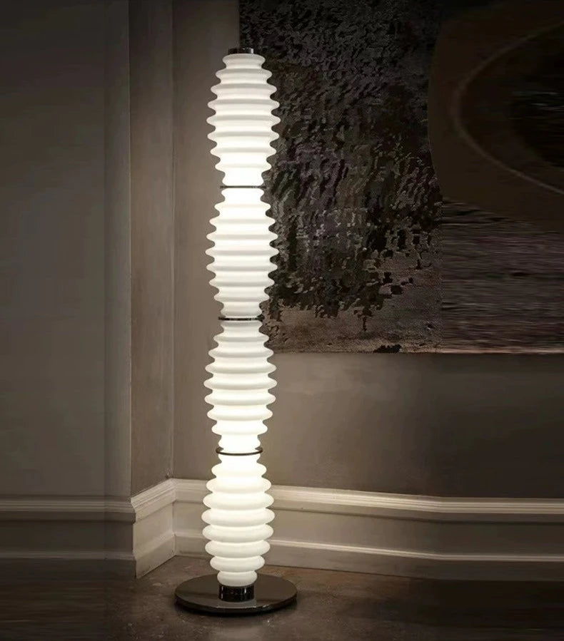 Grand_Collier_Floor_Lamp_11