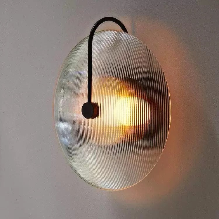 Grille_Art_Glass_Wall_Lamp_2