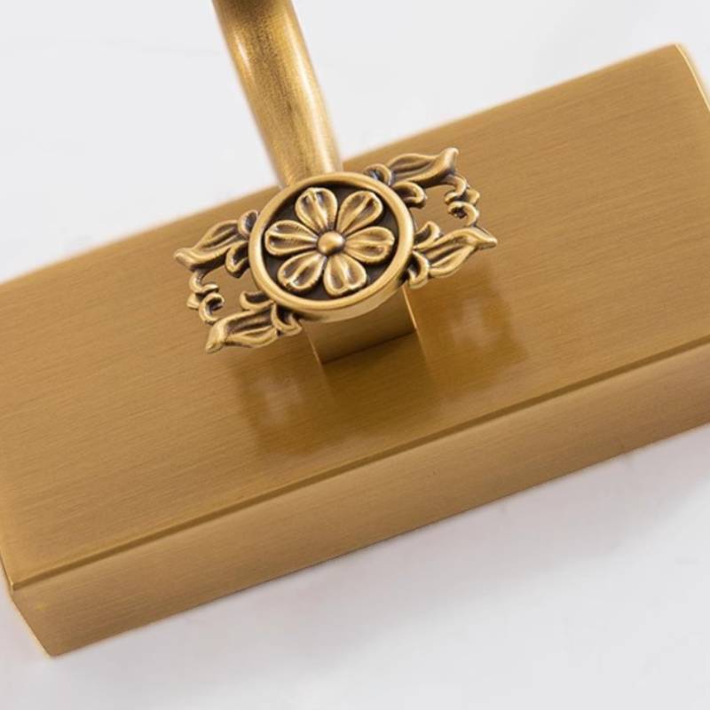 Hadley_Antler_Wall_Lamp_09