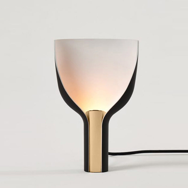 Half-Funnel_Table_Lamp_2