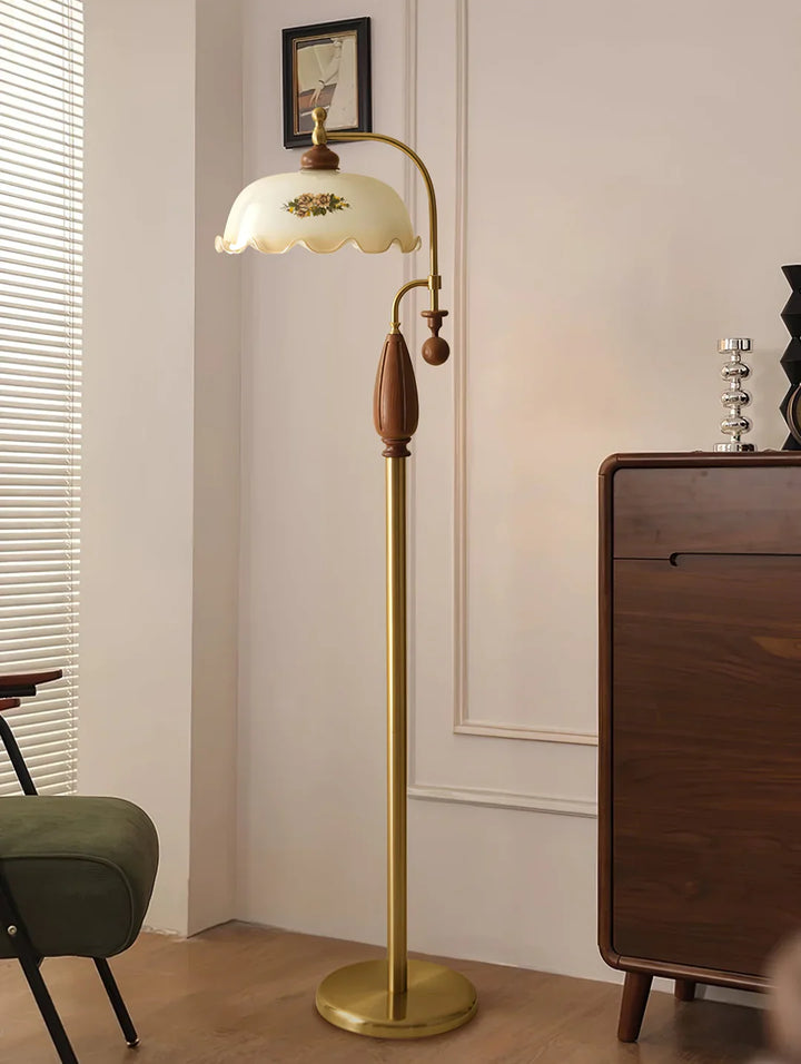 Heritage_Bloom_Floor_Lamp_3