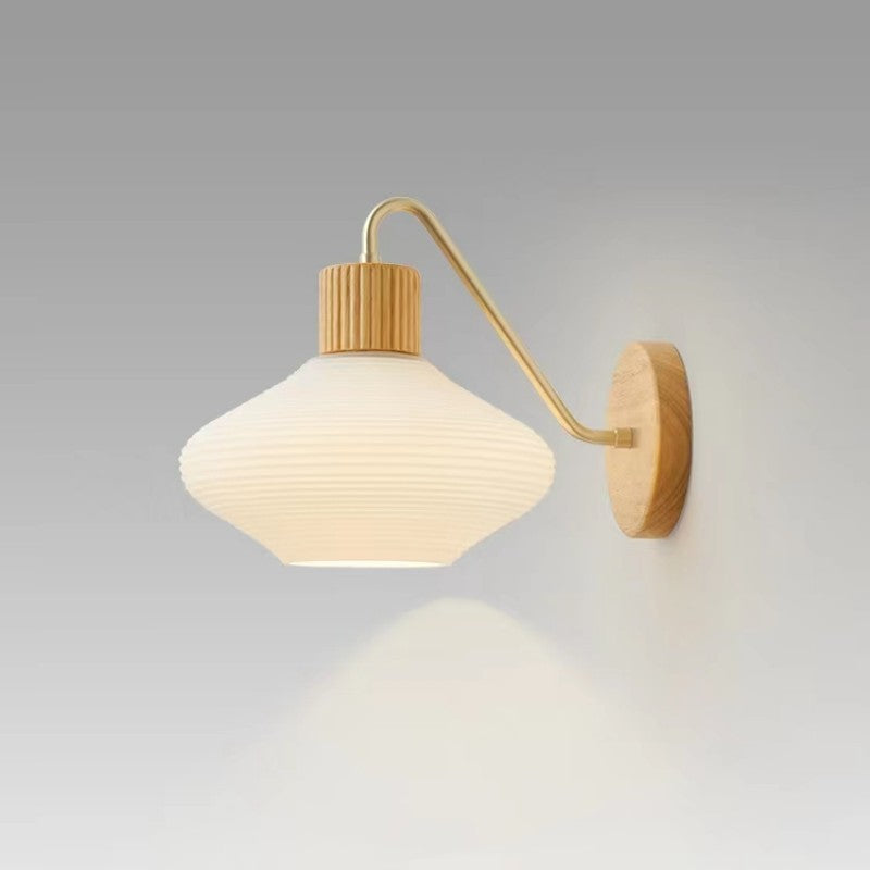 Holtwer_Wall_Lamp_03